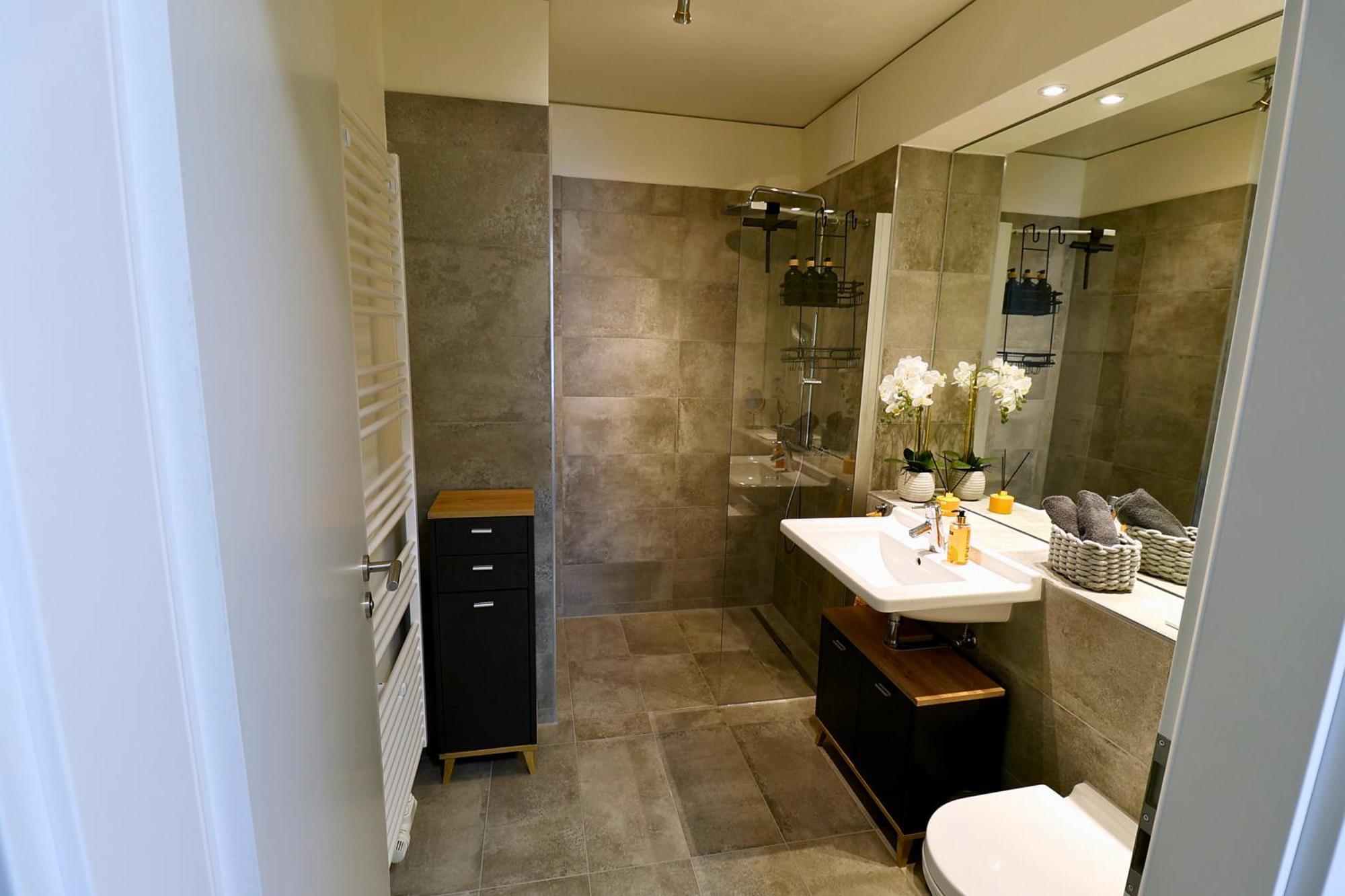 Relaxrefugium Luxus - Kueche, Arbeitsplaetze, Stellplatz & Komfort Fuer Bis 6 Gaeste Koenigs Wusterhausen Ngoại thất bức ảnh